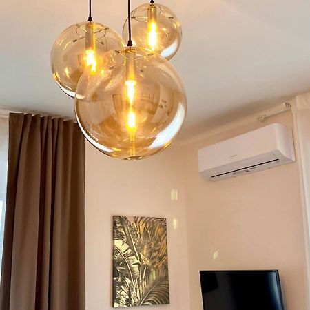 New Apartment Metro Pozzo Strada Turin Exterior photo